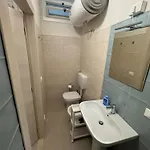 شقة Tirrenia House - Sea Front With Private