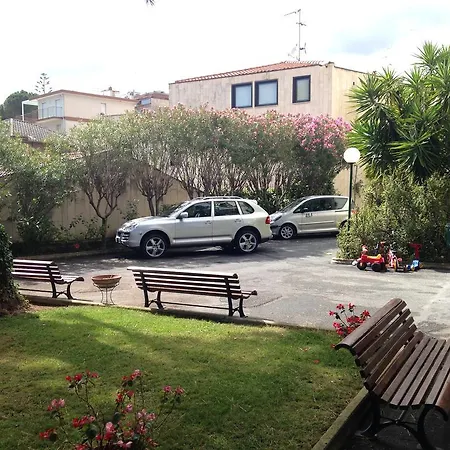 Tirrenia House - Sea Front With Private * سانريمو