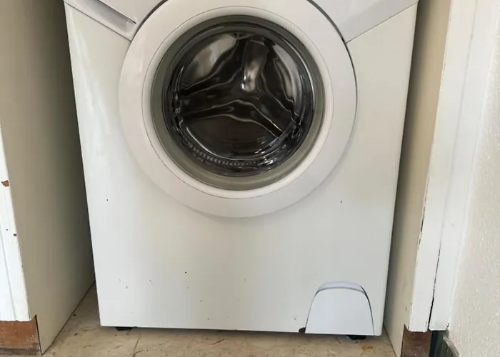 Tirrenia House - Sea Front With Private * Sanremo