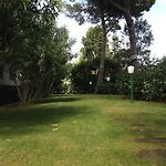 Tirrenia House - Sea Front With Private Apartment *