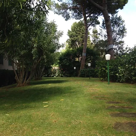 Tirrenia House - Sea Front With Private Lejlighed *